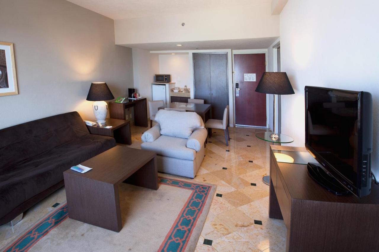 Holiday Inn Puebla La Noria By Ihg Ngoại thất bức ảnh